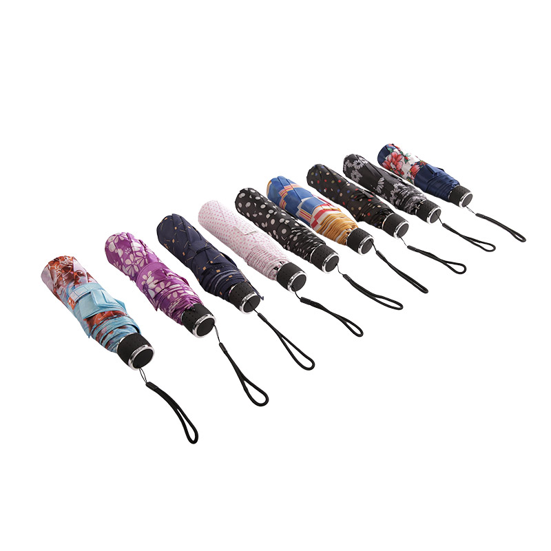 Mini točkice Pongee Trosklopivi kišobran-0E6B0499